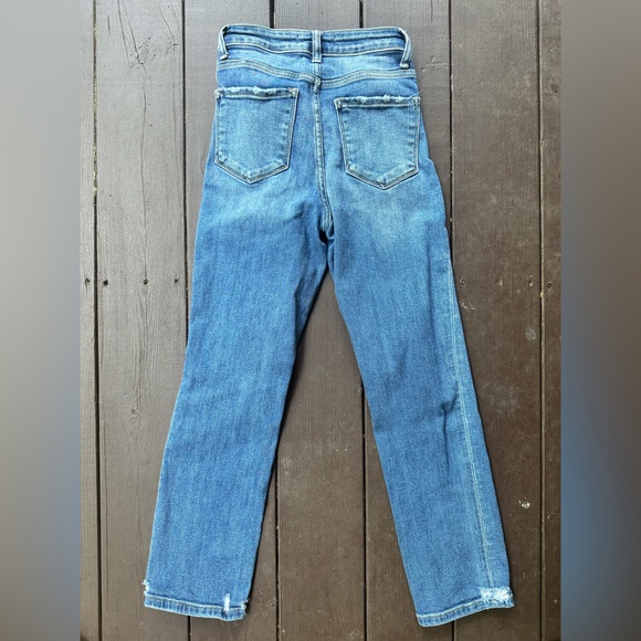 Vervet High-Waist Jeans - Picture 2 of 3